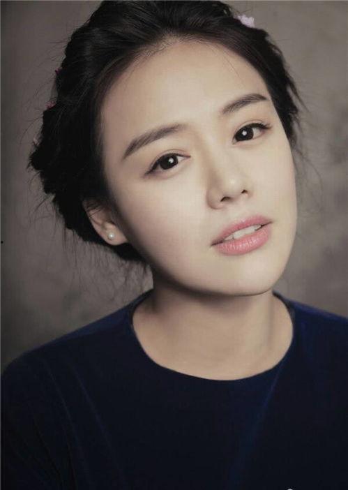 娱乐吃瓜君马思纯,娱乐圈的“吃瓜”女王，揭秘明星幕后故事